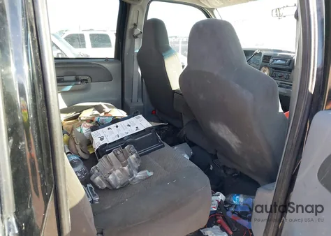 2002 Ford F-250 Lariat/Xl/Xlt z USA, uszkodzony, nr VIN 1FTNW21L92EB18059